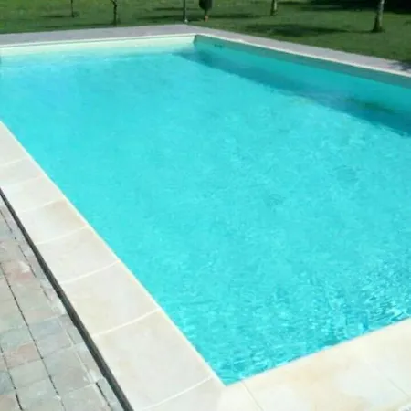 With 2 Bedrooms In With Private Pool Enclosed Garden And Wifi 24 Km From The Beach 别墅